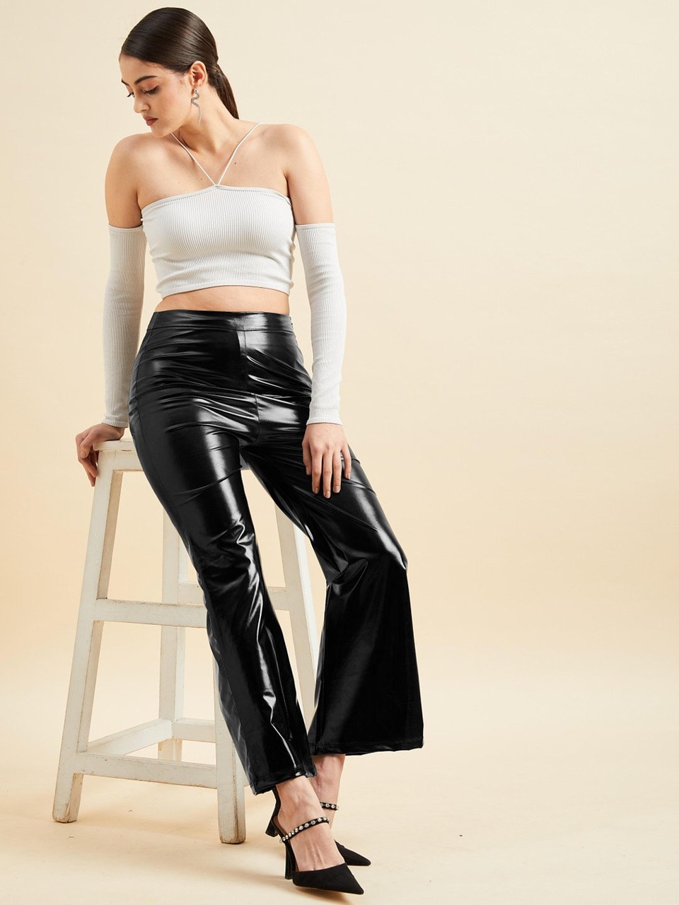 woman, model, clothing, apparel, garment, top, clothes, fashion, clothing, clothing, clothes, clothes, clothes, clothes, clothes